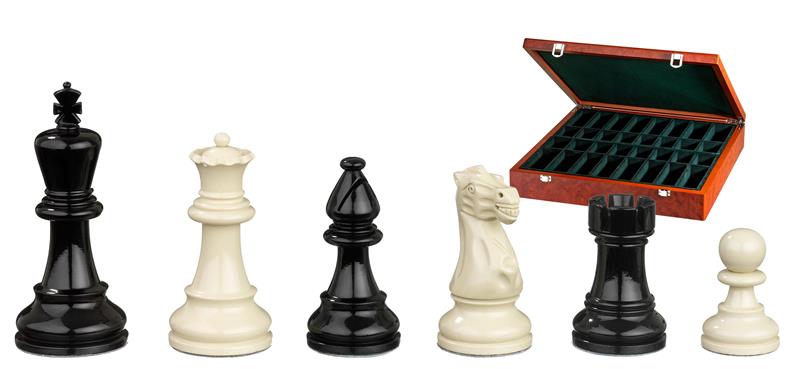 Nero Chess Pieces