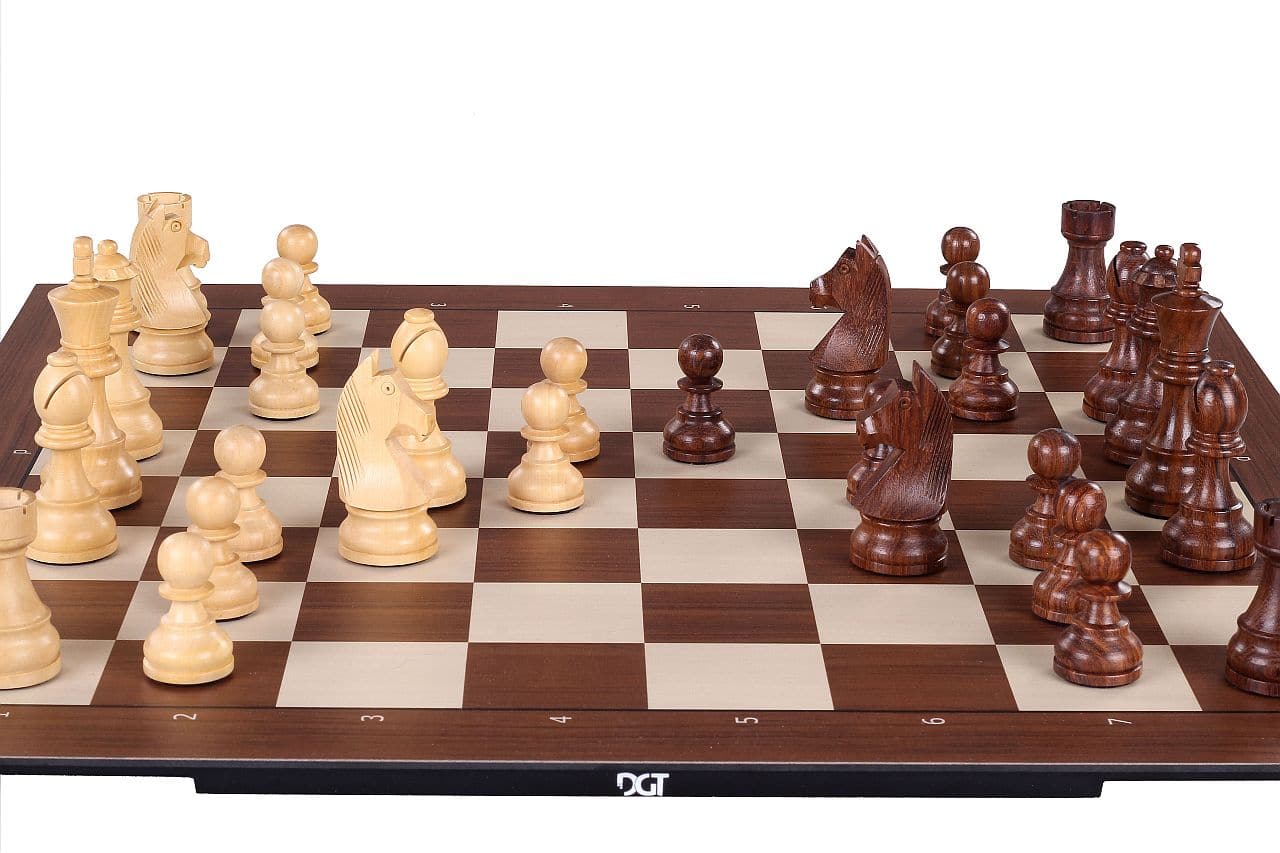 electronic chess board