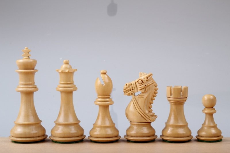 ebony kings chessmen