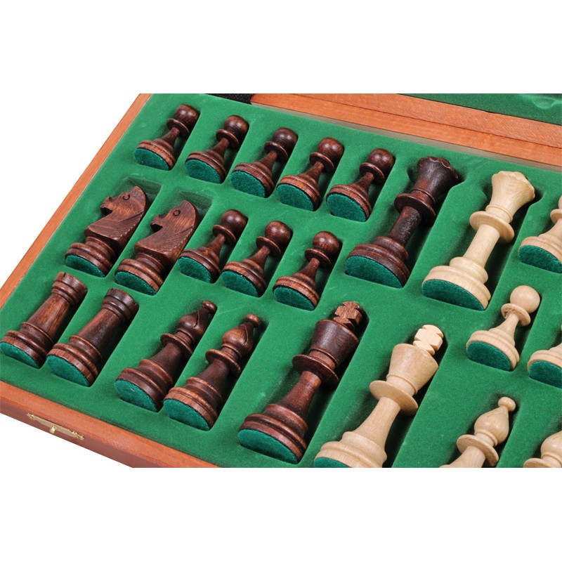 wooden tournament chess set